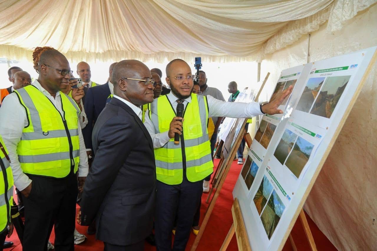 ZI Yopougon : le Ministre de l’industrie sur le terrain